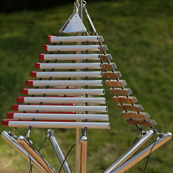 a large outdoor xylophone with three cascading notes installed in the Sirvetos Regional Park