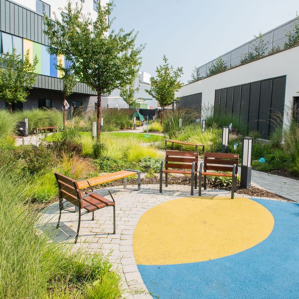 seating area in the Edinburgh Children's Hospital garden