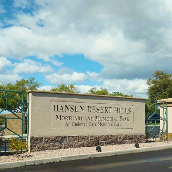 the entrance sign to the Hansen Desert Hills Memorial Park